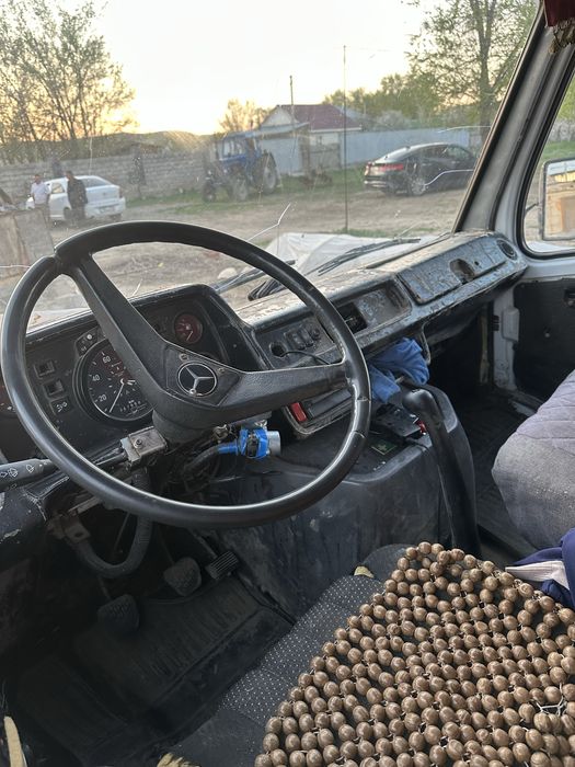 Грузавой Мерседес