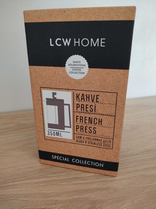 Продавам чудесна чаша за кафе.