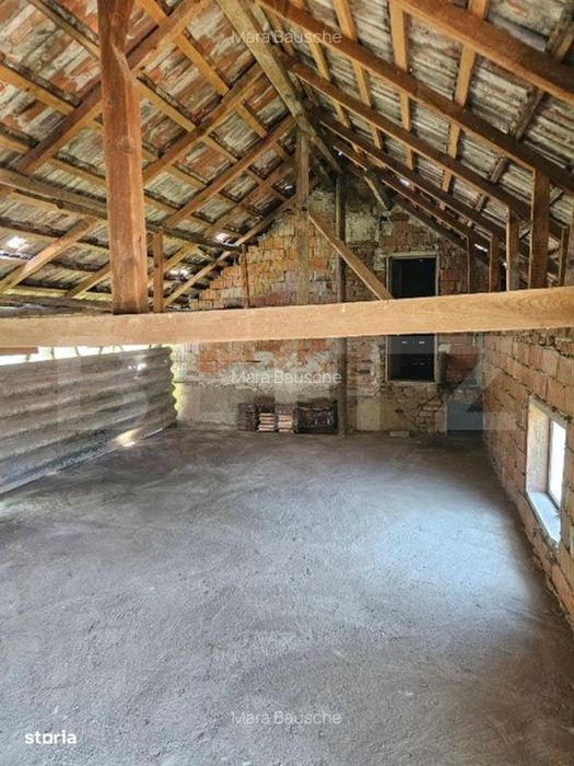 Casa individuala cu teren de 1.000 mp – Odobesti, Dambovita
