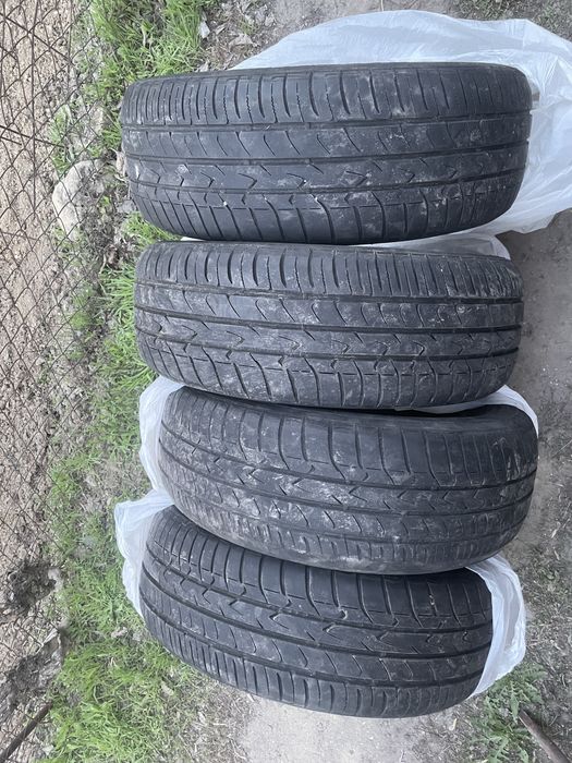 Продам резину.