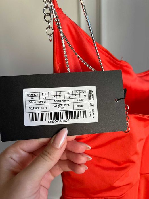 Къса оранжева рокля Zeynep Tosun