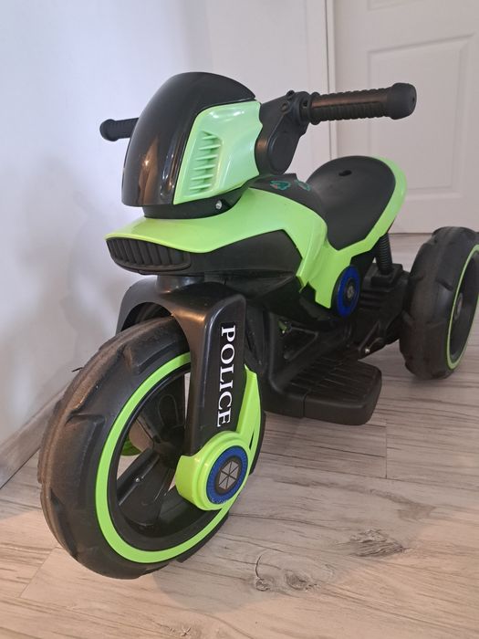 Motocicleta de politie 198A Baby Mix verde
