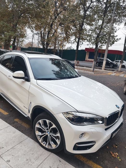 BMW X6 2015 года