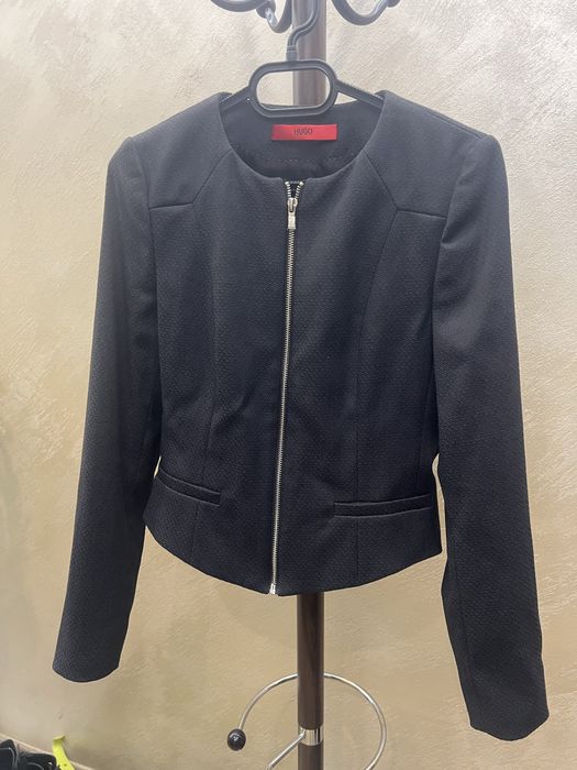 Дамско сако Hugo Boss, Pinko