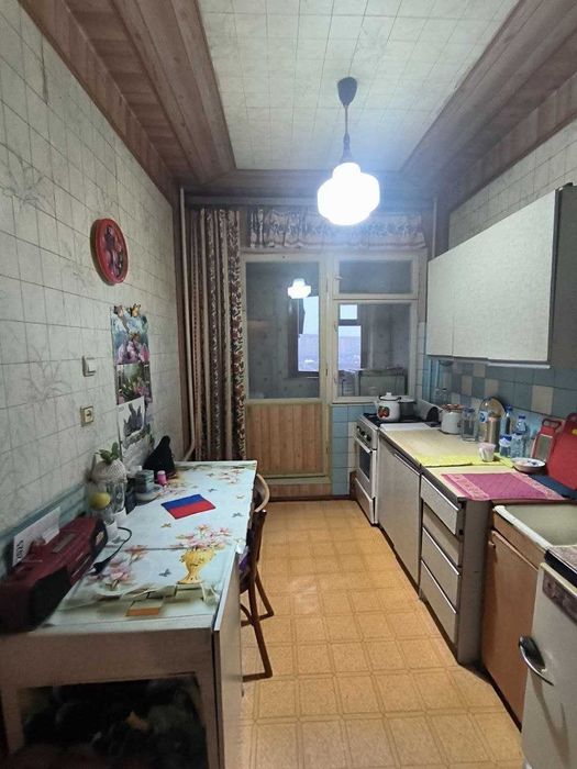 Sotiladi 3 xona 87 m2 kvartira Sebzor, Ganga, G Gulom metro bekati.