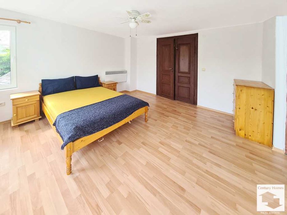 170282 Двуетажна къща с басейн и просторен двор в с. Ритя