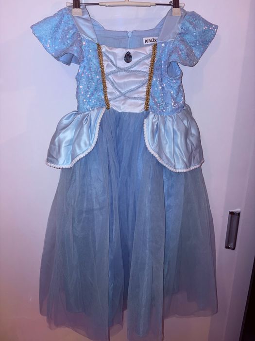 Детски рокли на Дисни принцеси