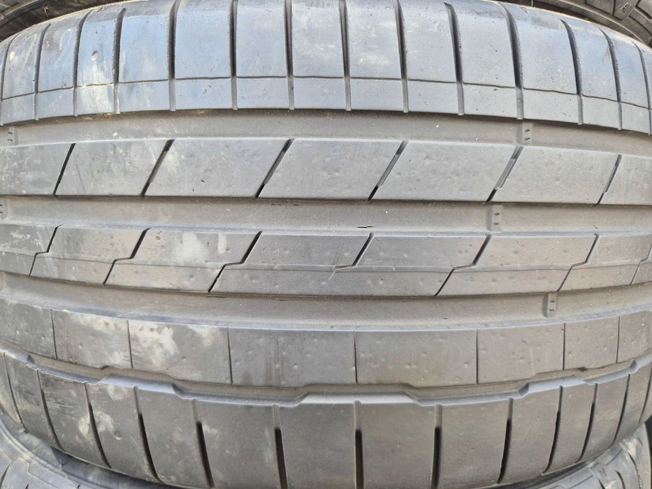 4 Anvelope VARA - 235/35/19 91Y - Hankook Ventus S1 EVO 3 - CA UNELE NOI - DOT 2022 !