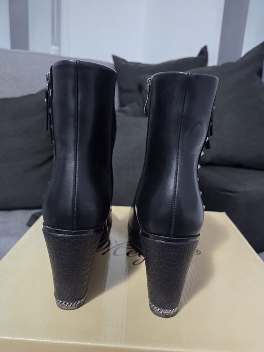 Боти  - номер 36