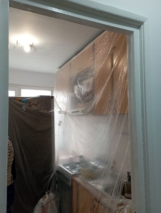 Facem curățenie în case apartamente subsoluri de bloc