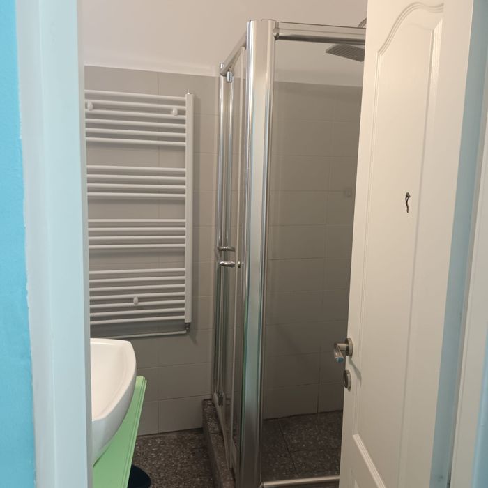 Închiriez apartament ultracentral 46 mp aproape de Primărie