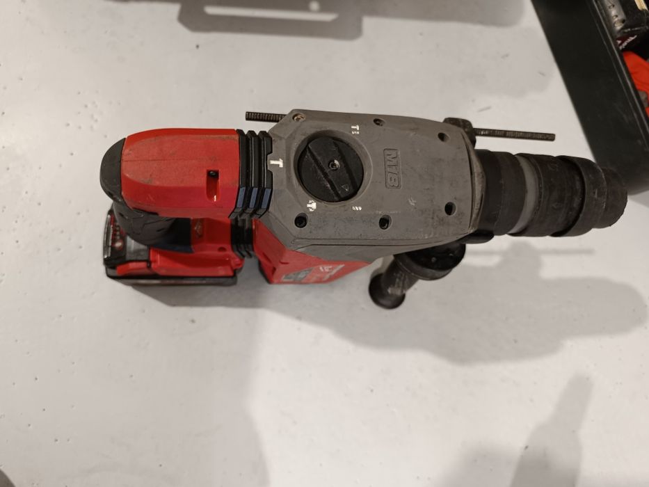 Rotopercutor Milwaukee M18 FHPX FUEL™ cu ONE SDS-Plus 32 mm cu 4 funcț