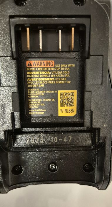 Laser dewalt cu lumina verde sau rosie