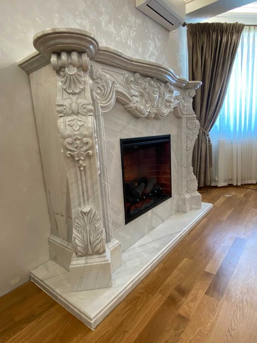 Șeminee din marmură / onix / travertin – modele personalizate