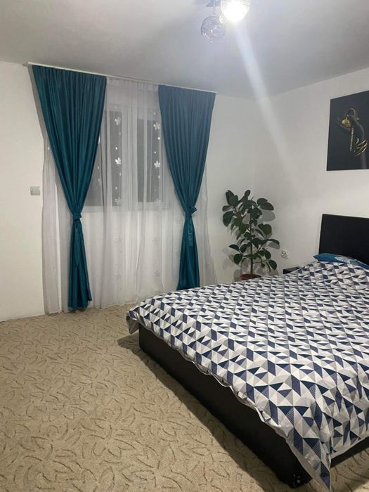 Casa de vanzare in comuna iedera