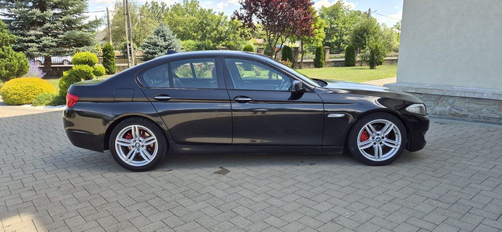 BMW 5 Series 2012 — imagine 5