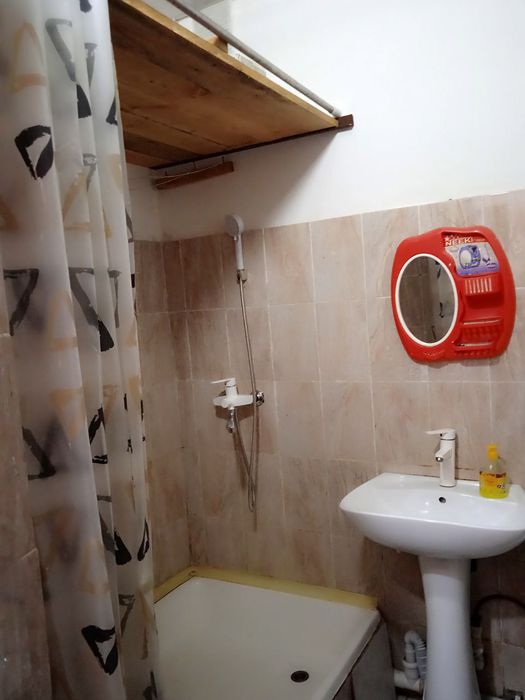 1 xonali kvartira ijaraga beriladi