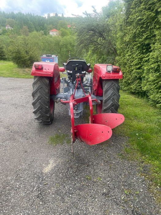 VAND TRACTOR Massey Ferguson 133