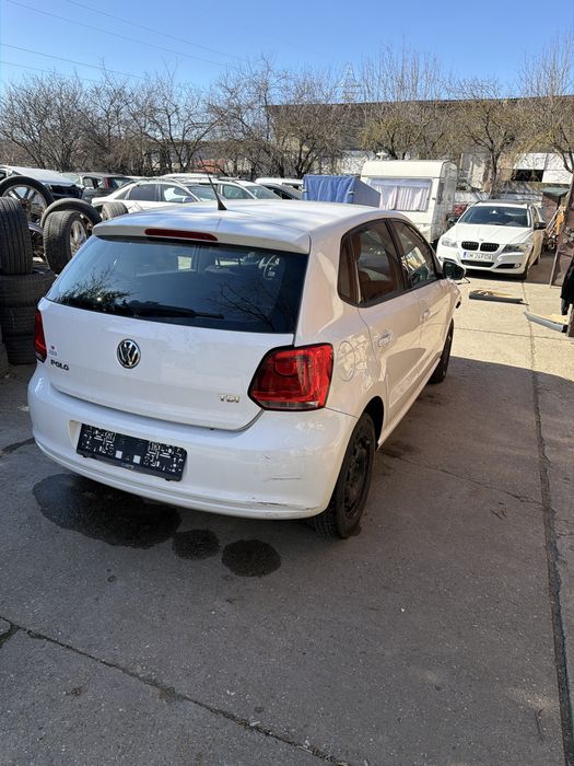 Aripa dreapta Vw Polo 6R2 010-