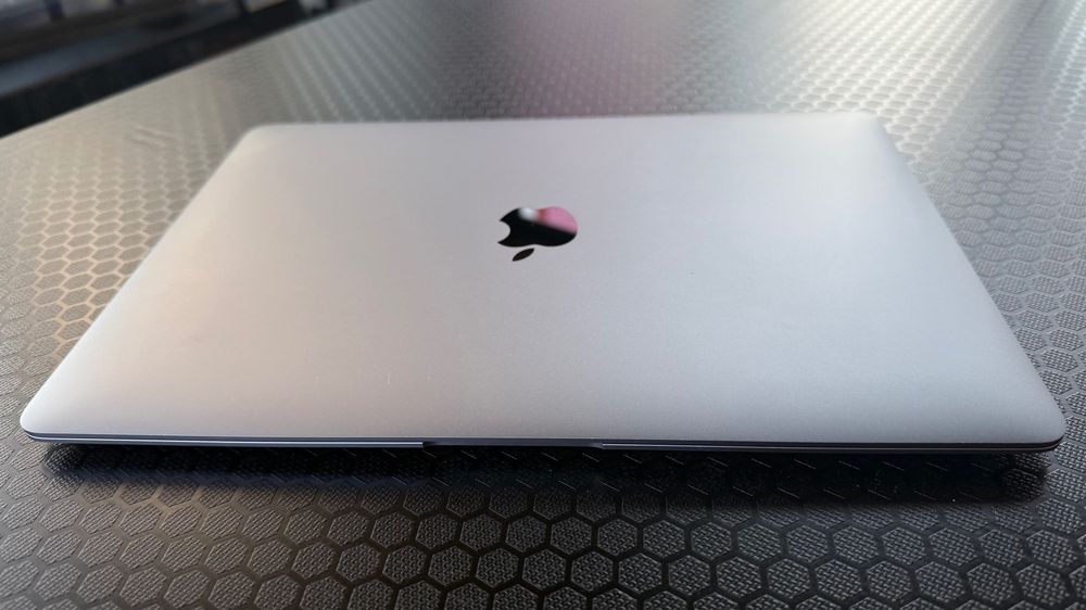 MacBook Air 13” M1 (2020) Space Gray | 8GB/256GB