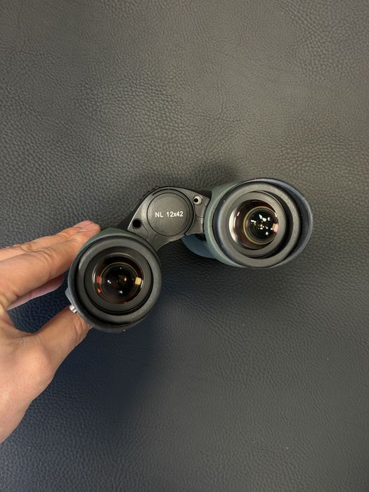 Продавам бинокъл Swarowski Optik NL Pure 12x42
