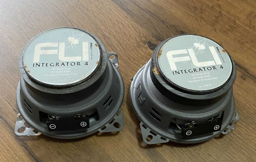 Авто колони FLI FI4-F3 10cm 50 W