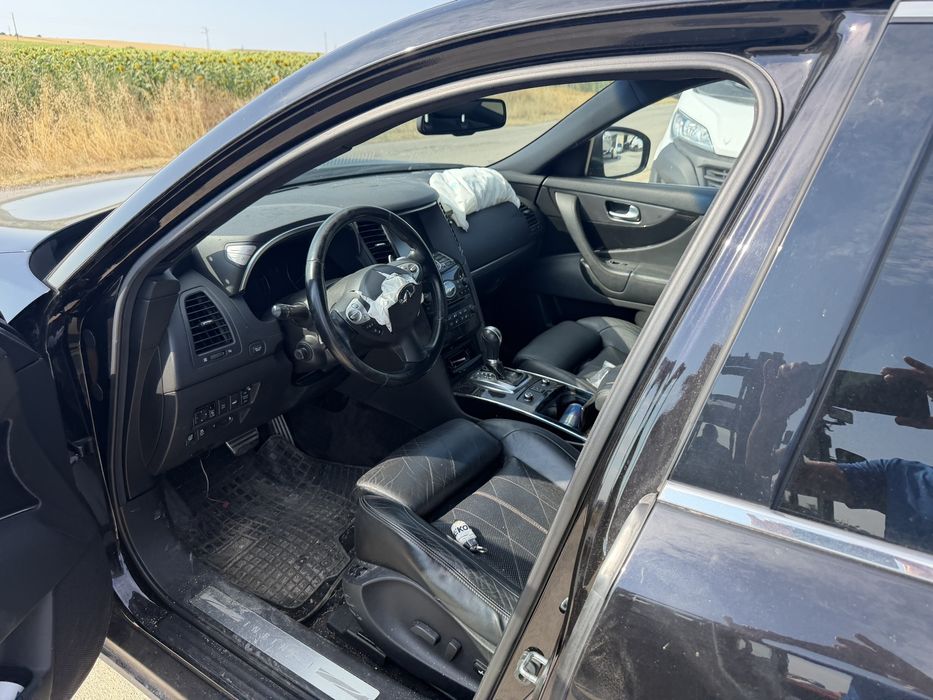 Infiniti QX70 3.0d  2014g