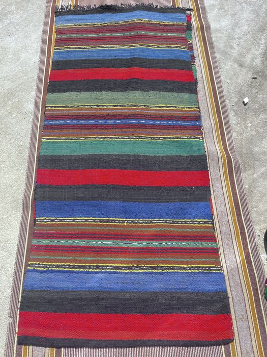 Стари ръчно такани черги