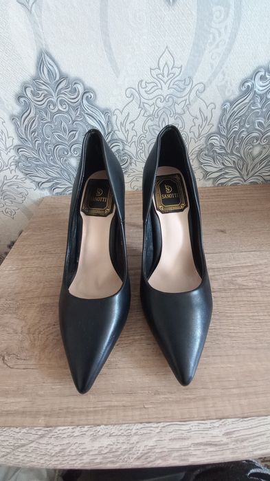 Туфли, босоножки