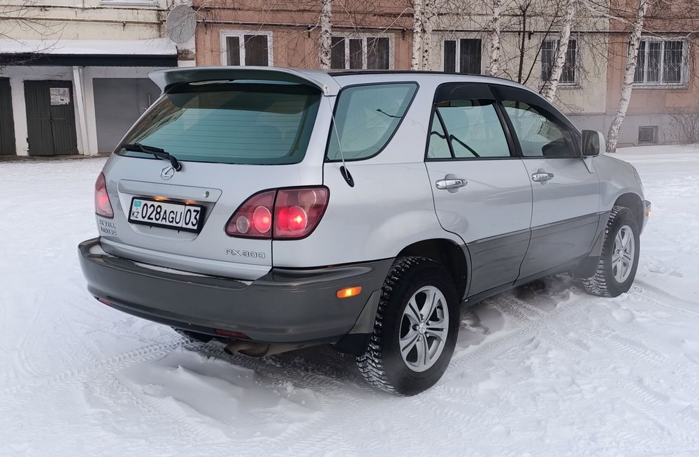 Продам Лексус РХ 300