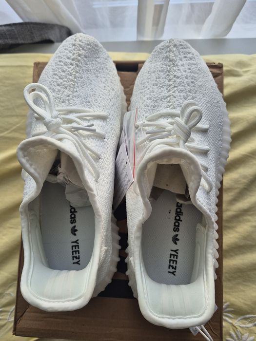 Yeezy Boost 350 V2