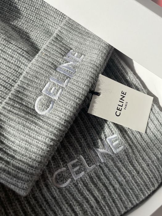 Дамски комплект шал и шапка