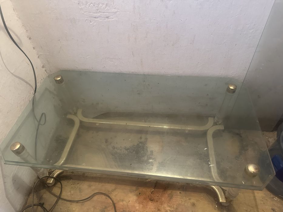 Журнальный столик