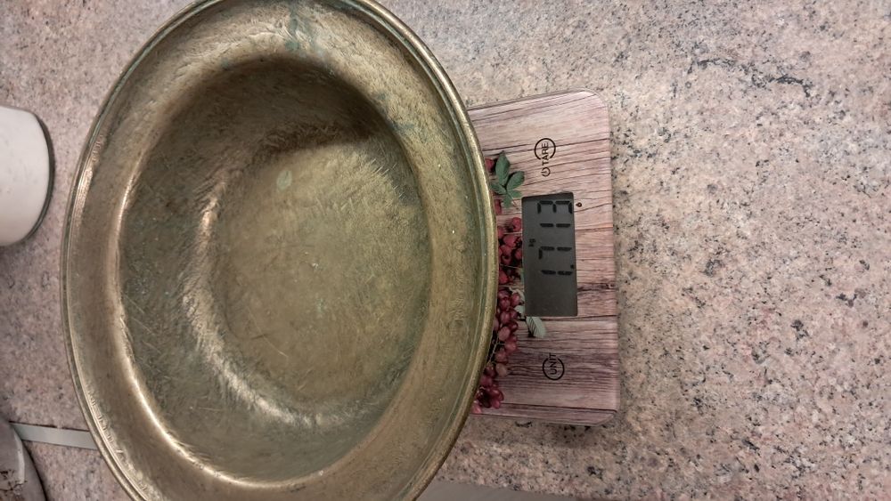 Голяма лята бронзова чиния