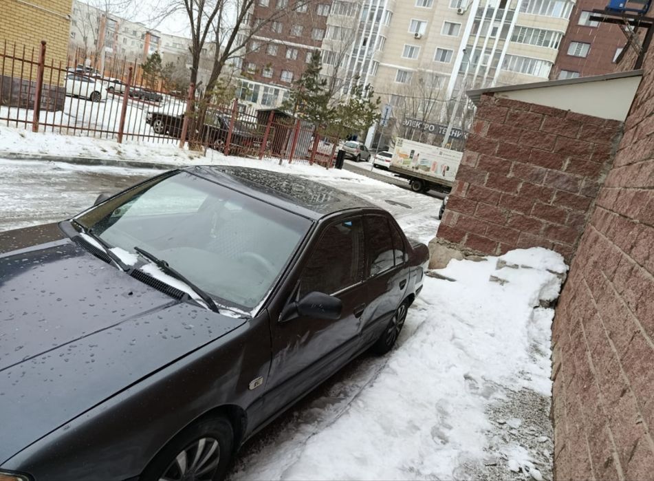 Ниссан примера п10