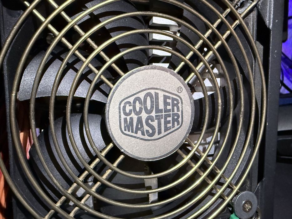 Sursa alimentare Cooler Master Silent Pro Gold 1200W 80Plus Gold