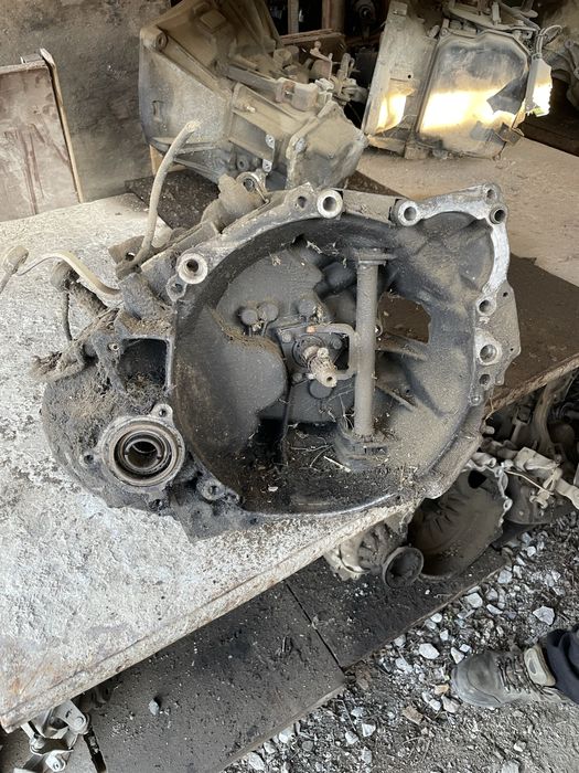 Скоростна кутия за ситроен берлинго / citroen berlingo 1.9