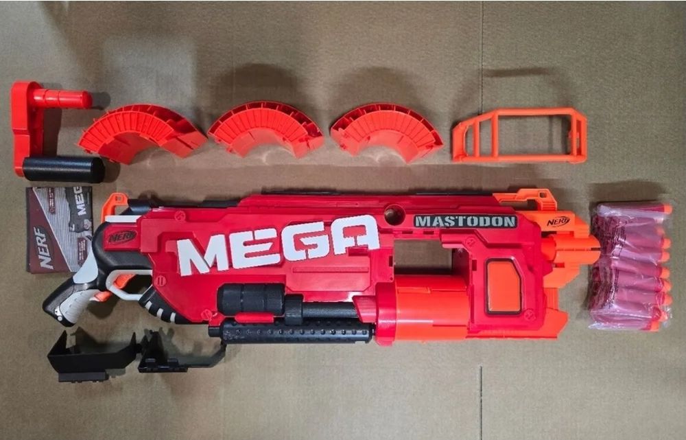 Продается б/у бластер Nerf Mega Mastodon