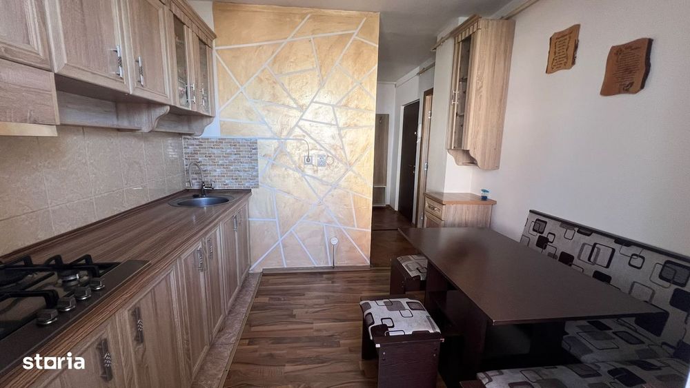 Apartament cu 3 camere de închiriat – Micalaca 300, zona Supeco
