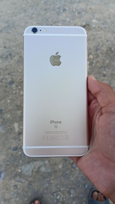 Iphone 6s plus holati yaxshi yomks  76 ekran 1 marta almashgan yaxshi