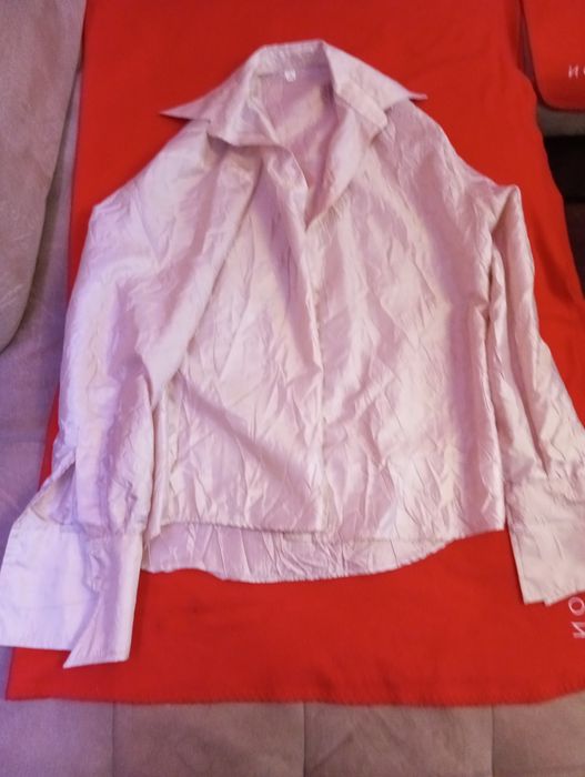 Мъжка риза.    .