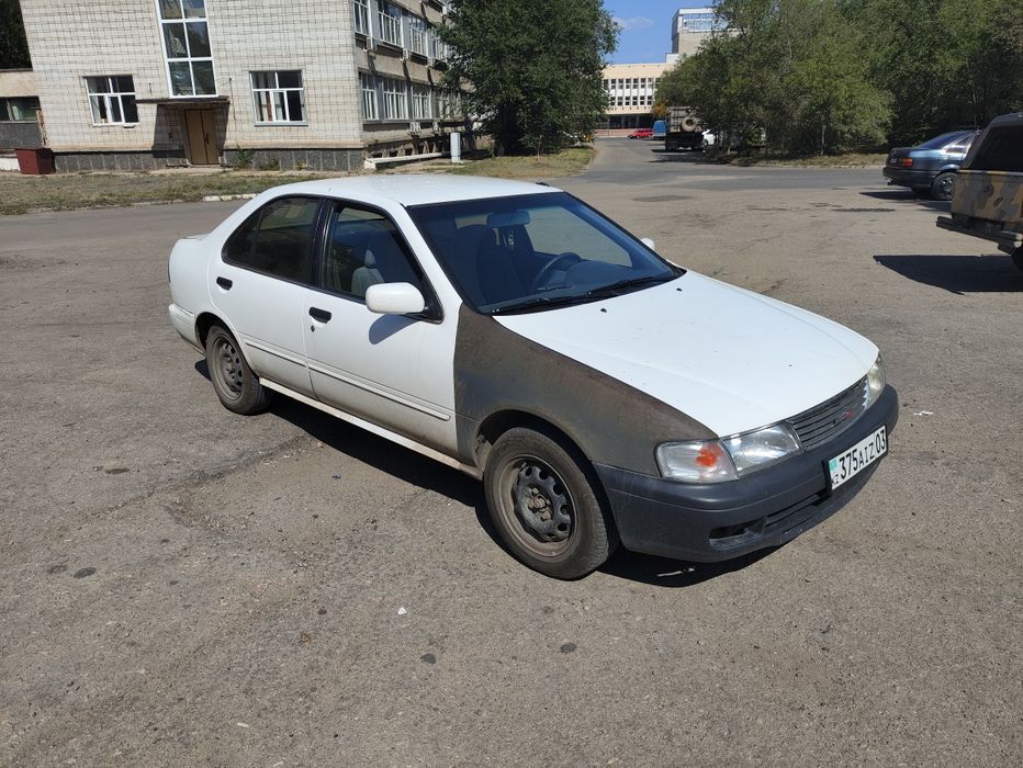 Nissan Sunny B14