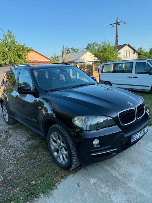 VAND/SCHIMB BMW X5 stare buna masina personala