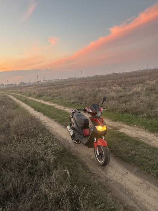Vand scuter 49cc