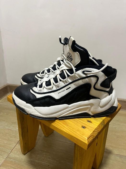 Кроссовки зимние