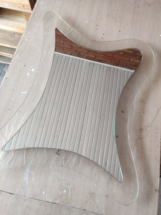 Отдам зеркало бесплатно