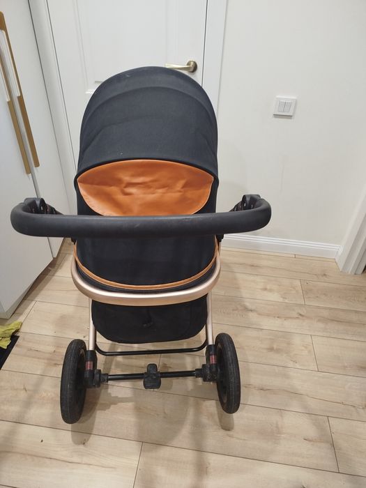 Продам коляску б/у