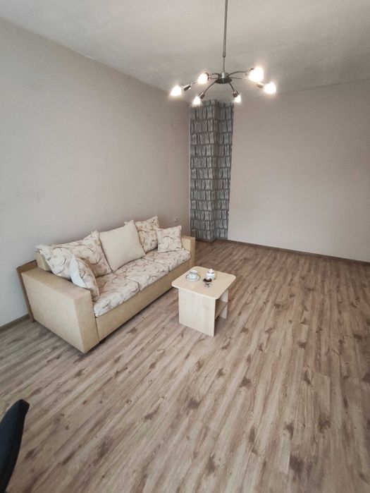 Дава се под наем Двустаен апартамент в София, Младост 2 - 70 кв.м за 847.62 € - Снимка #2