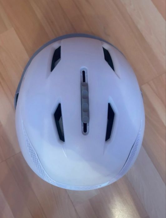 Cască Salomon albă – mărimea S – stare foarte bună