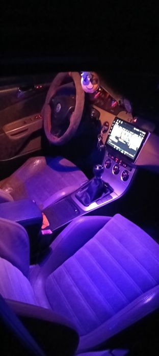 Pasat b6 limuzina 170cp